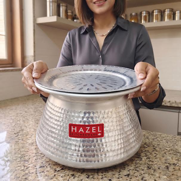 Aluminium Hammered Handi with Lid, 7.2 L, 26cm
