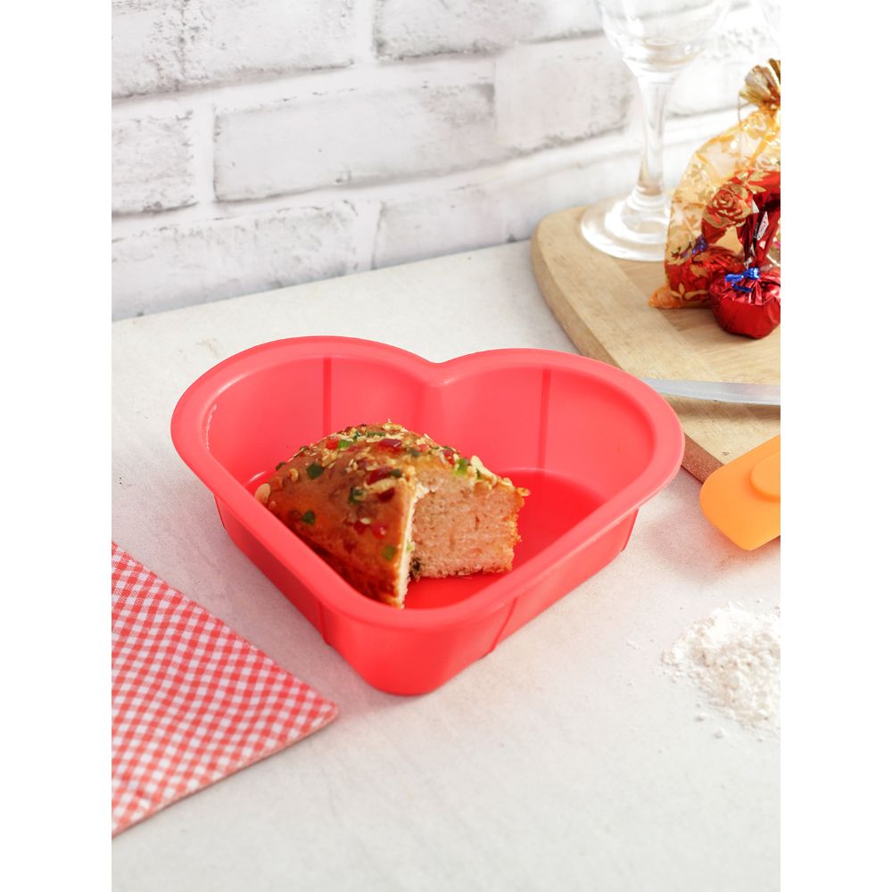 Small Silicone Heart Shape Cake Mould, 19cm