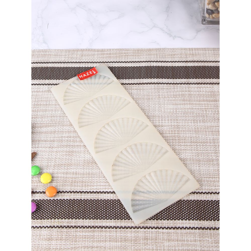Silicone Fondant Flower Mold – 5 Cavity