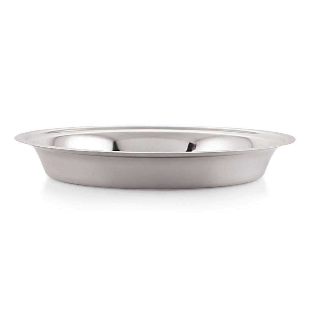 The parat shown in side profile, emphasizing its shallow depth and rolled rim, on a plain white background.