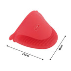 Single mitt on white background with dimension callouts showing 11 cm length and 8 cm width.
