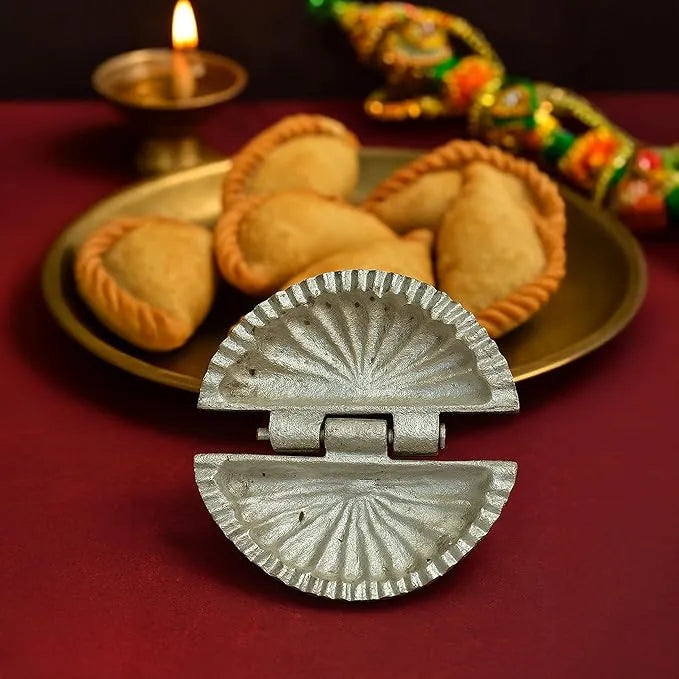 Aluminium Gujiya/ Karanji Maker Press Mould