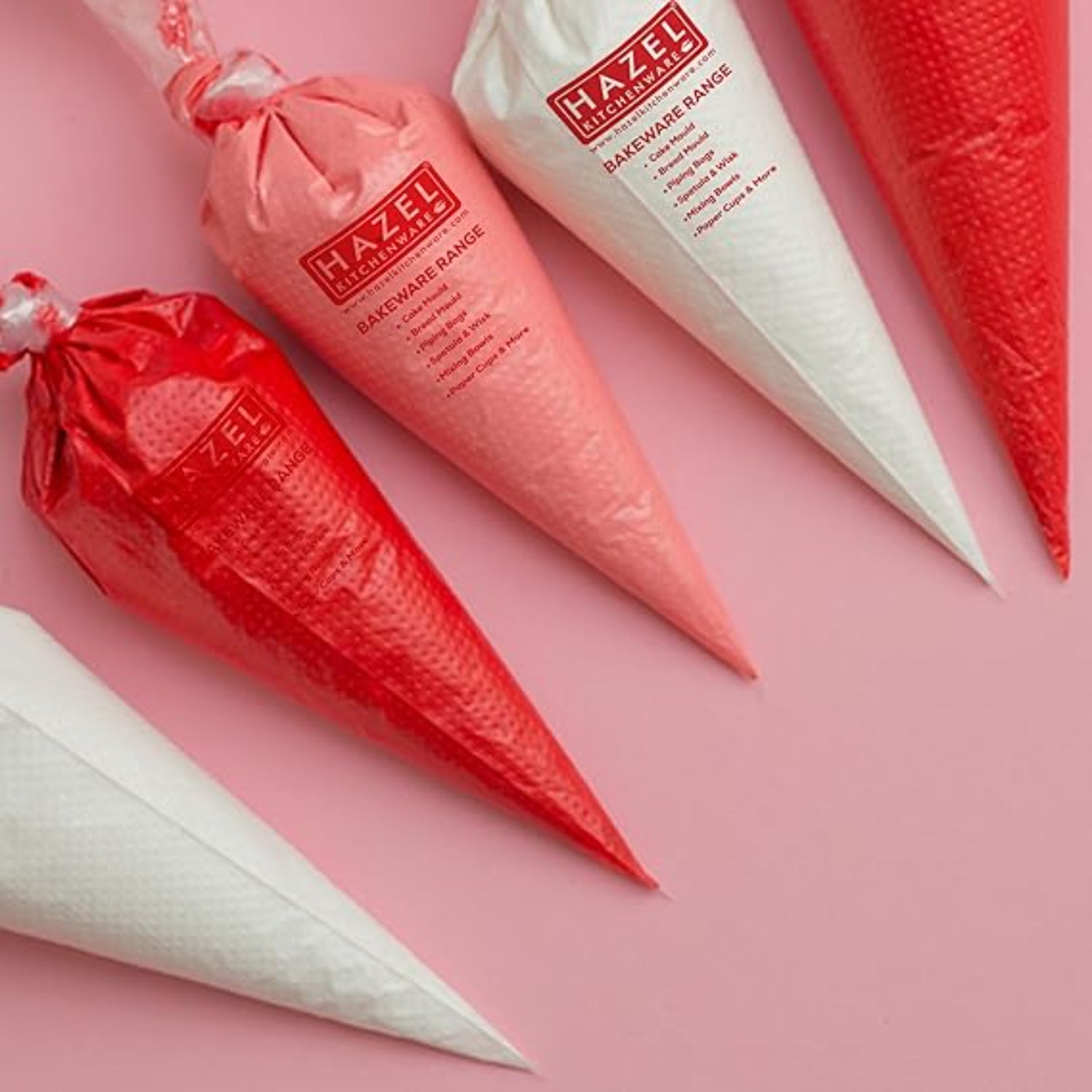 Disposable Piping Bags, Pack of 100 with 3 Nozzles(Round, Star & Ruffles)