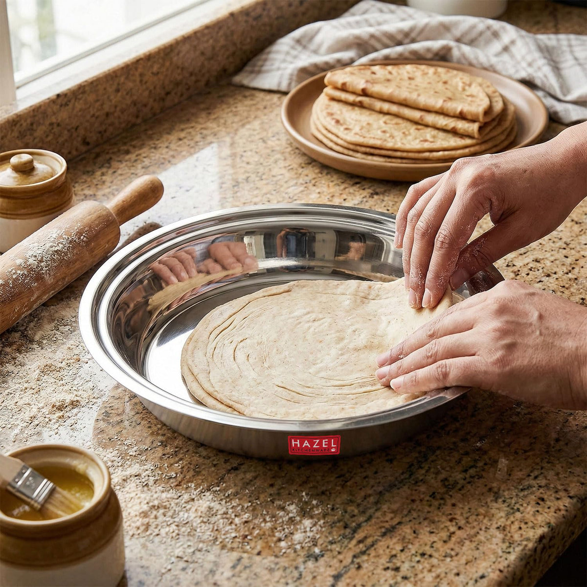 Stainless Steel Atta Parat 29 cm, 2000 ml Dough Kneading Plate for Roti & Puri