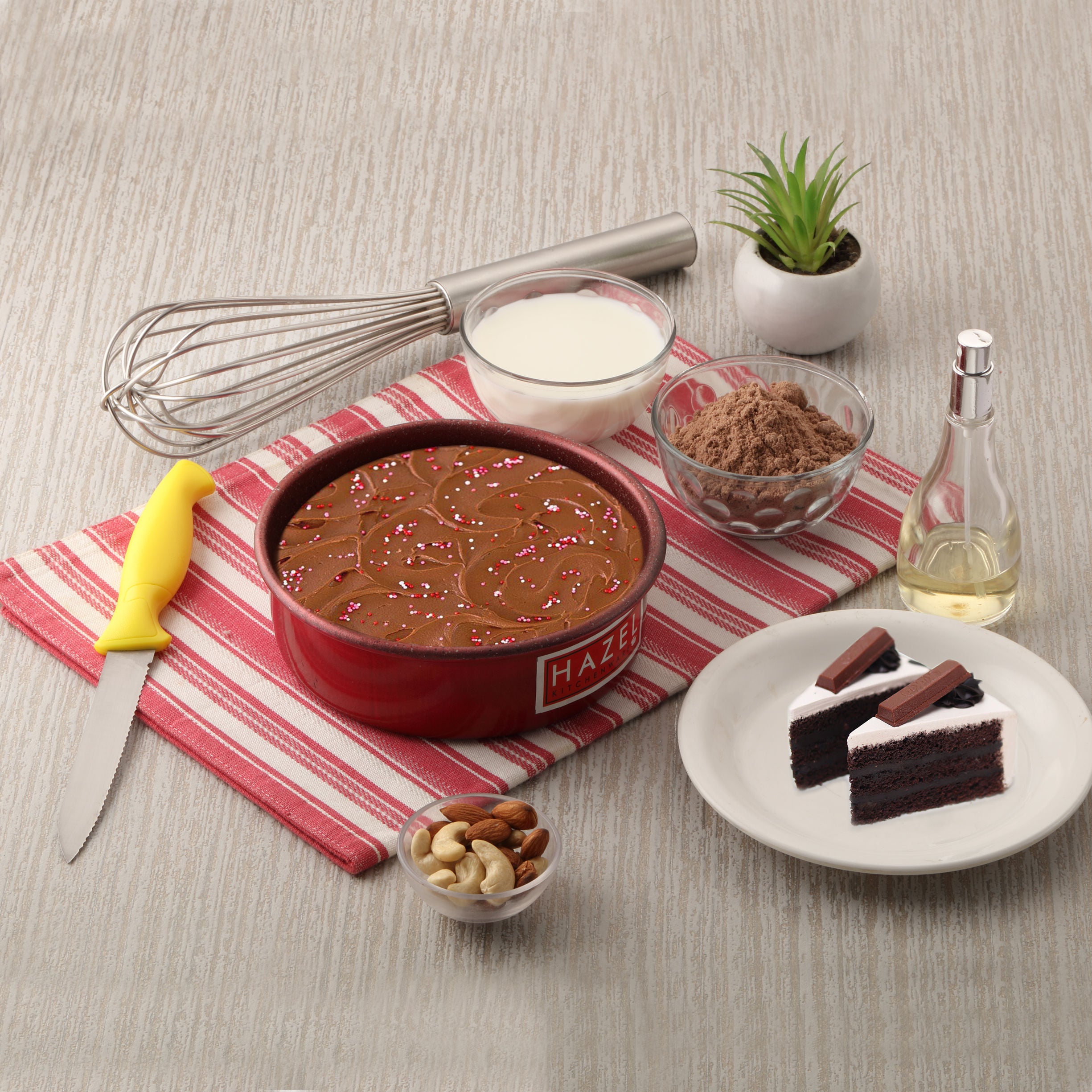 Aluminium Non Stick Cake Mould, Round Baking Tin, 6 Inch, Red