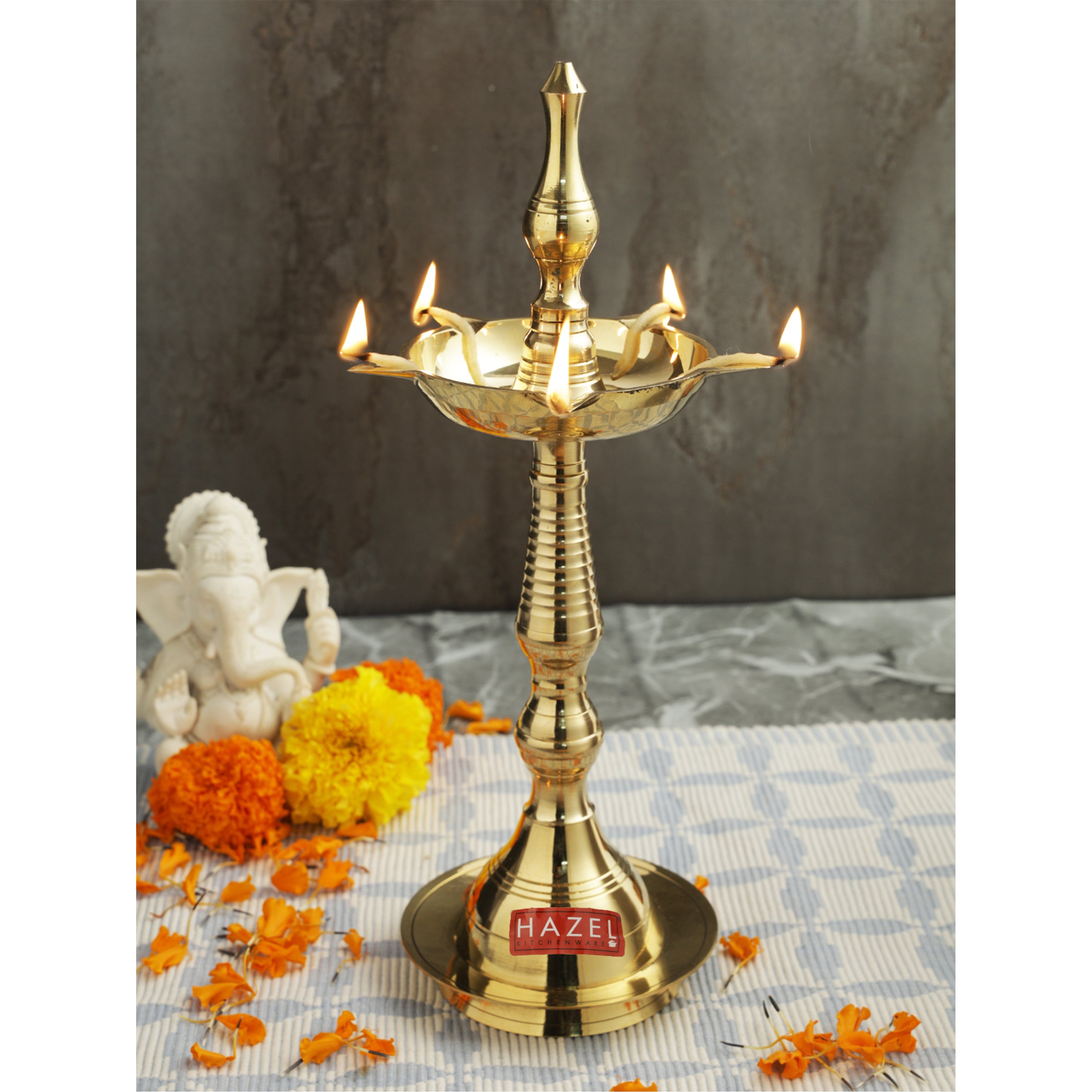 Brass Fancy Kerela Samay Diya Oil Diwali Puja Lamp, Golden
